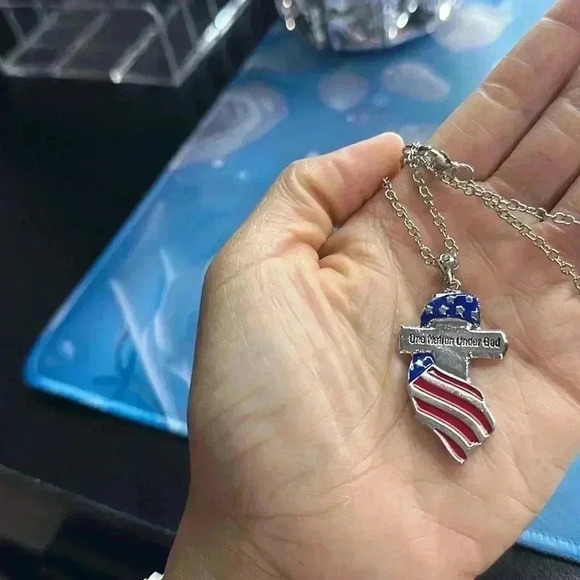 American Flag Cross One Nation Under God Pendant Stylish Unisex Silver Necklace - Picture 3 of 9
